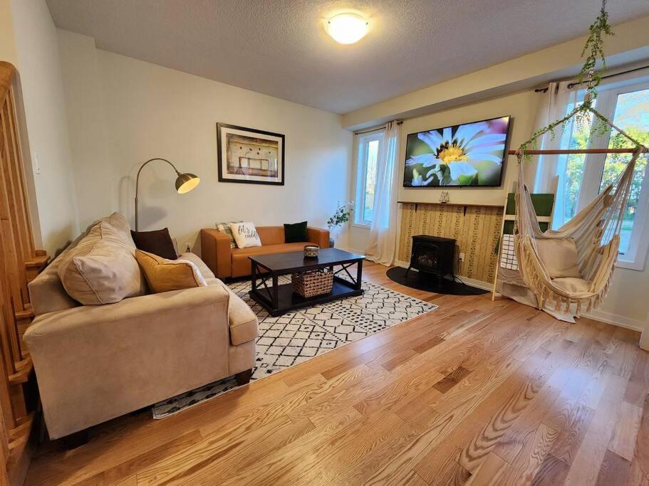The Cozy Nest Villa Cambridge Exterior photo
